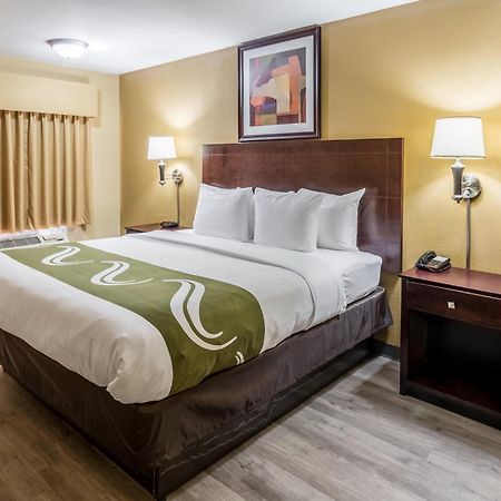 Quality Inn Corsicana Buitenkant foto