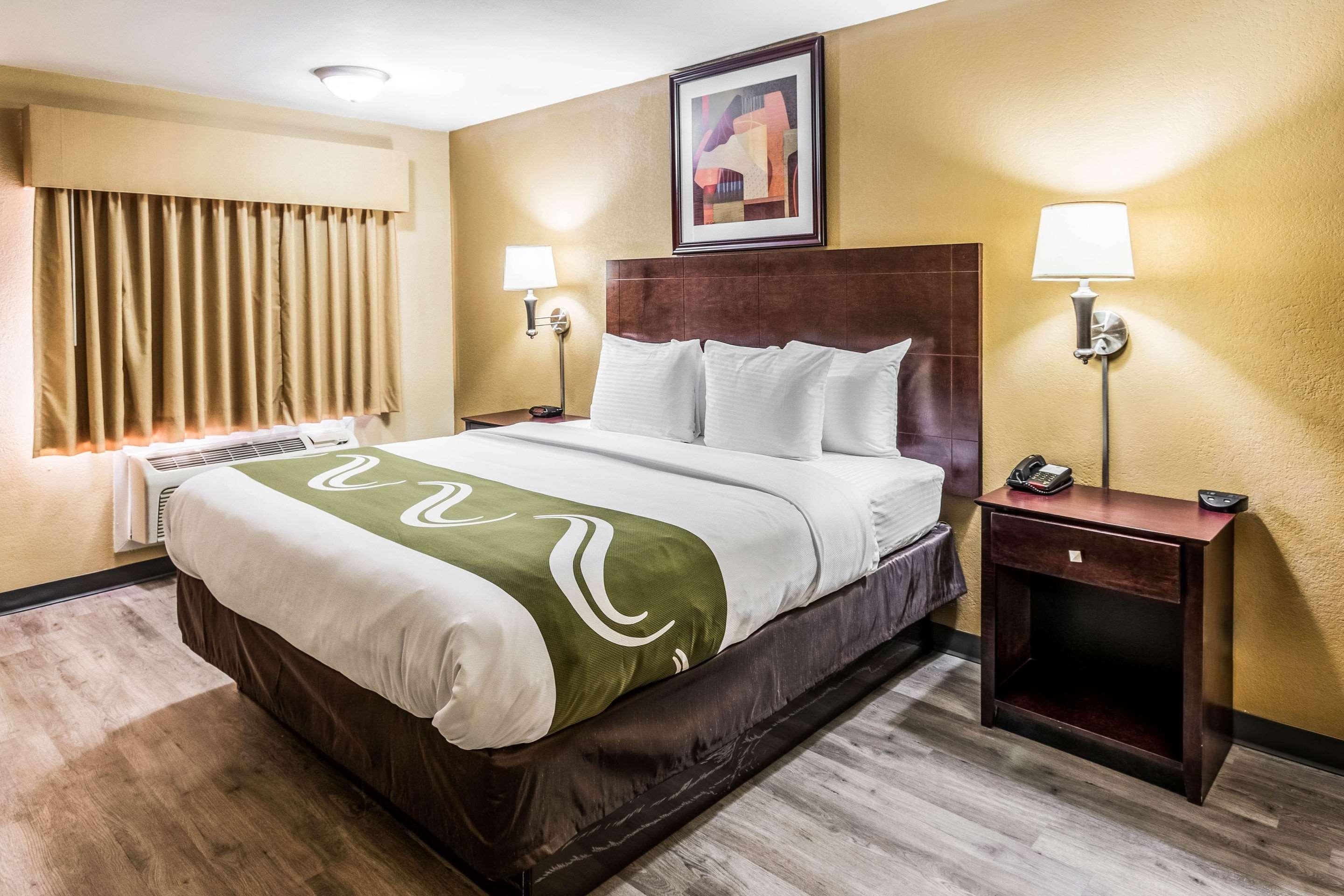 Quality Inn Corsicana Buitenkant foto