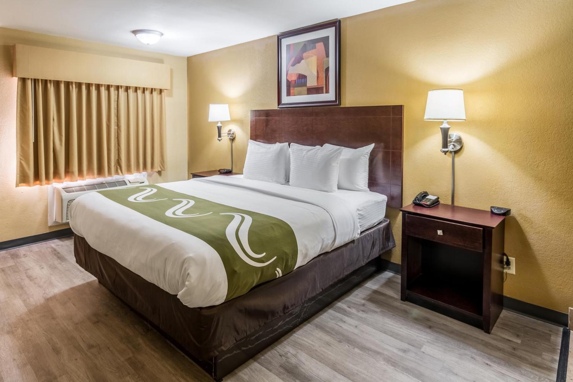 Quality Inn Corsicana Buitenkant foto